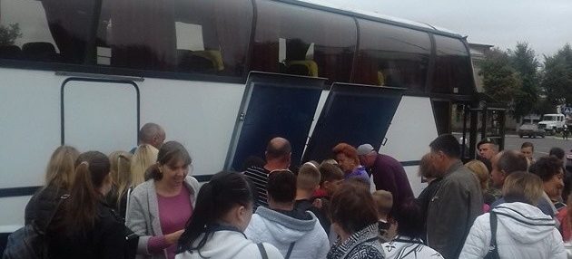 Діти, які потрапили у ДТП у Кам`янко-Бузькому районі, вже їдуть додому
