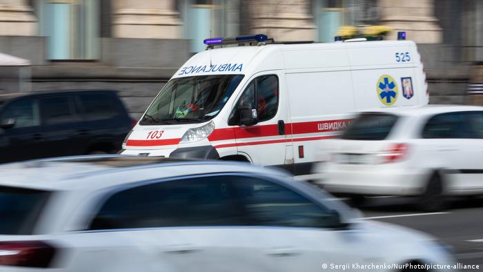 В Україні знову антирекорд: кількість нових хворих на COVID-19 невпинно зростає