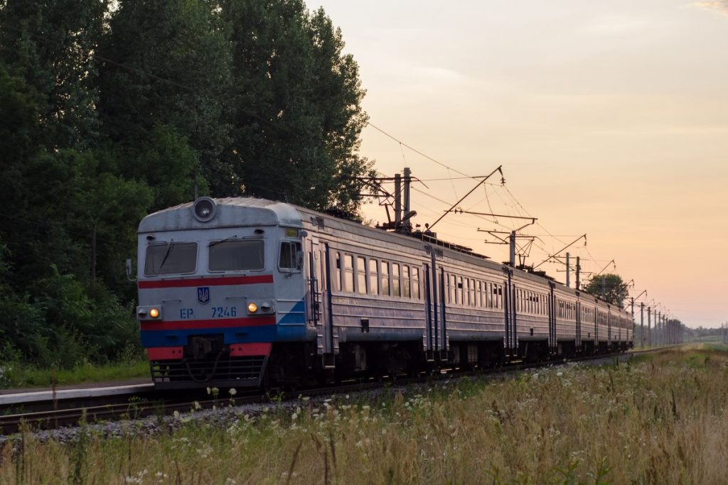 Батькам юнака, якого збив потяг, Укрзалізниця має виплатити 300 тисяч гривень