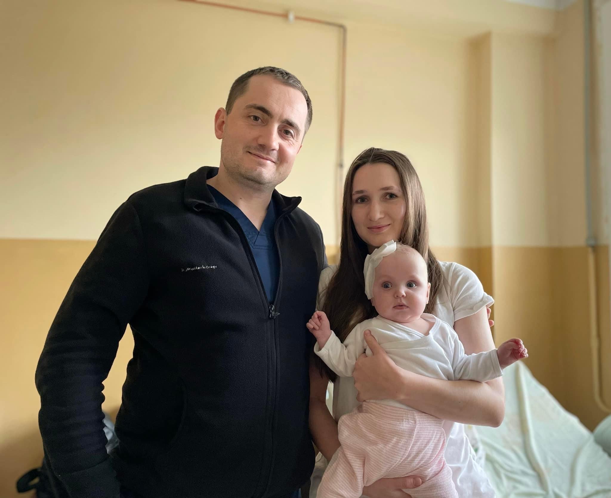 У Львові прооперували восьмимісячне немовля з важкою формою епілепсії
