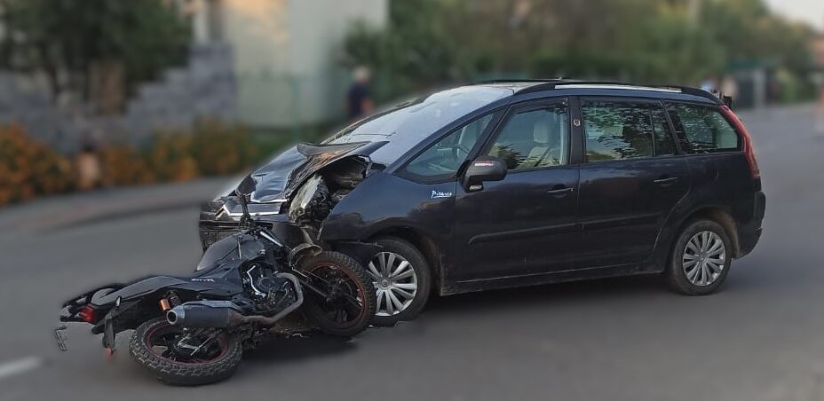 17-річний житель Борислава опинився в реанімації після ДТП з Citroen