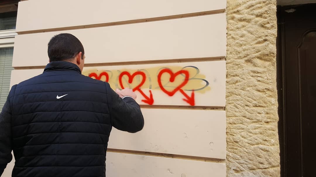 У Львові активісти боролися з рекламою наркотиків