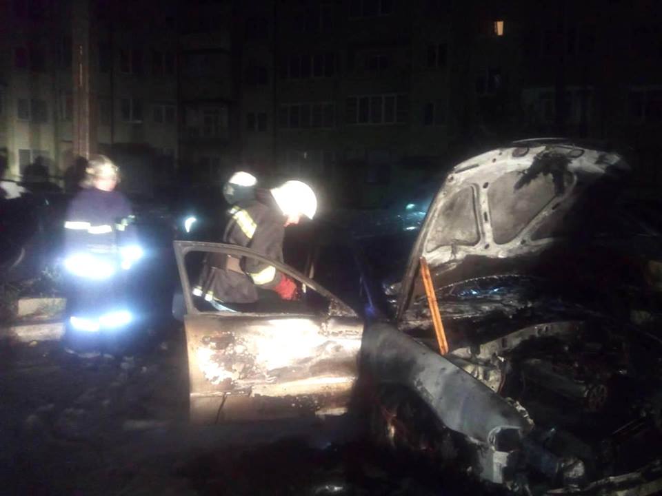 На Львівщині горіли автомобілі