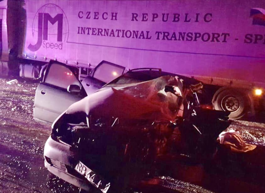 Уночі у ДТП загинули 18- та 22-річний юнаки