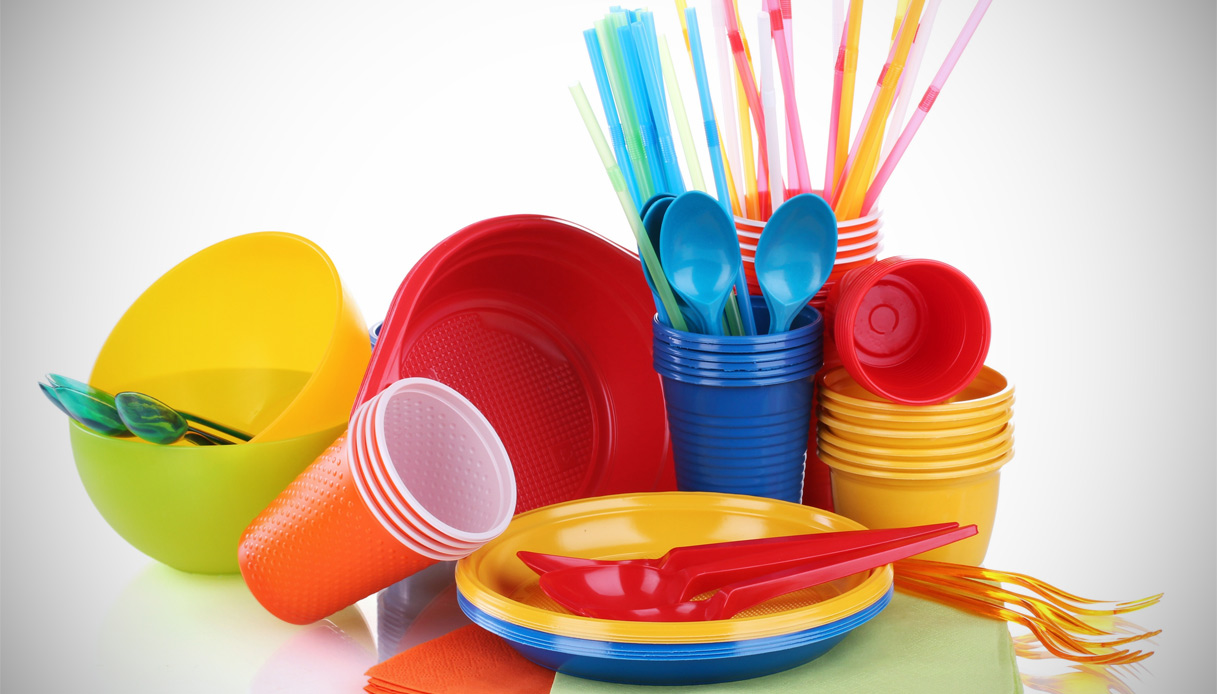 Одноразовий пластик таки заборонять