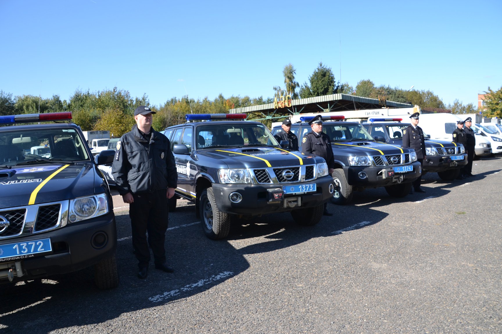 5 районів Львівщини отримали нові поліцейські авто