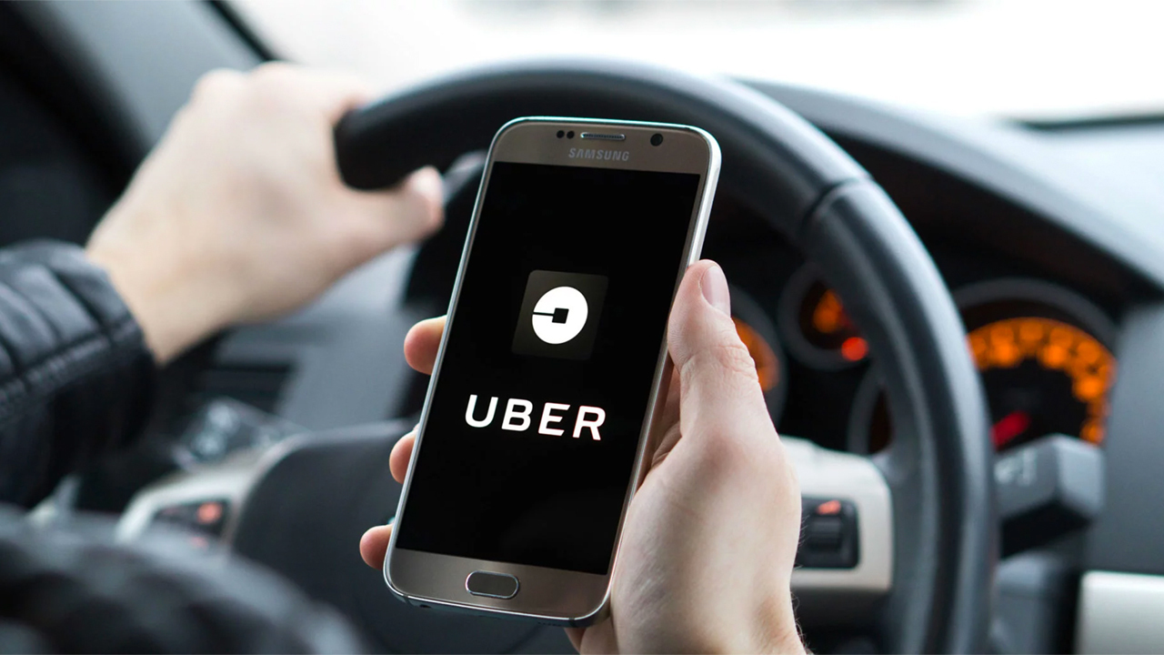 Відтепер у Львові Uber можна замовити по телефону