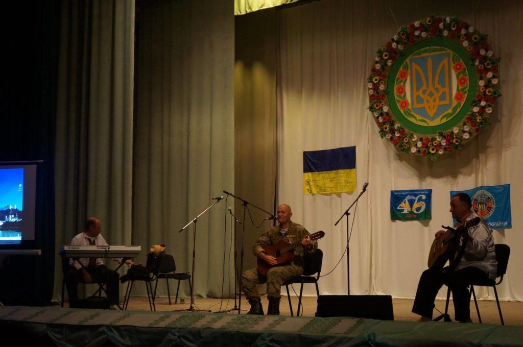 Як атовець створив “Пісні, народжені війною”