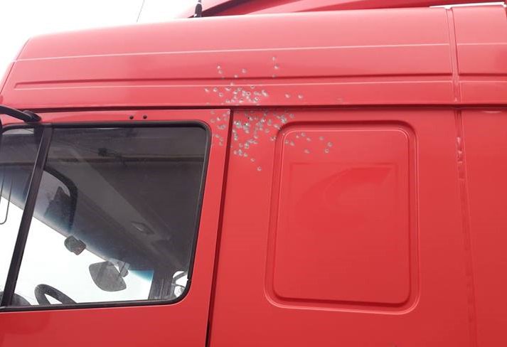 Невідомий обстрілював автомобілі на трасі Жовква-Червоноград