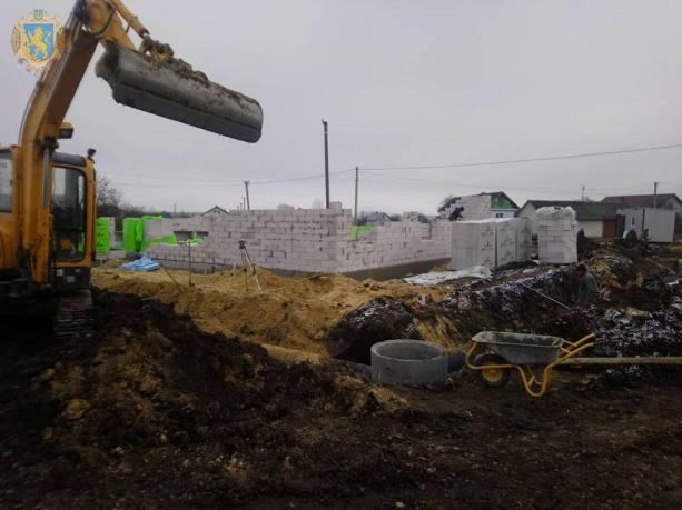 У Перемишлянському районі триває будівництво лікарської амбулаторії