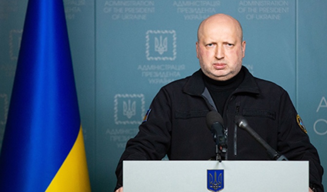 В Україні розглянуть питання про оголошення воєнного стану