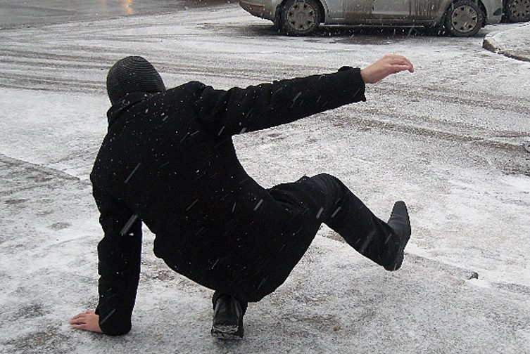 Завтра на дорогах Львівщини буде ожеледиця