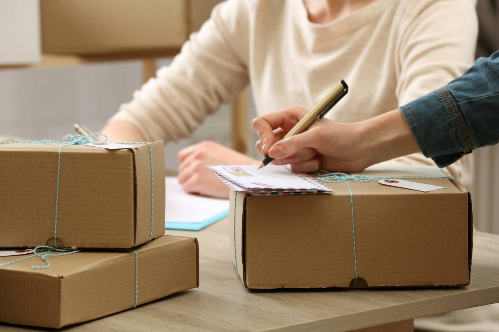 Українці проти введення ПДВ з іноземних посилок