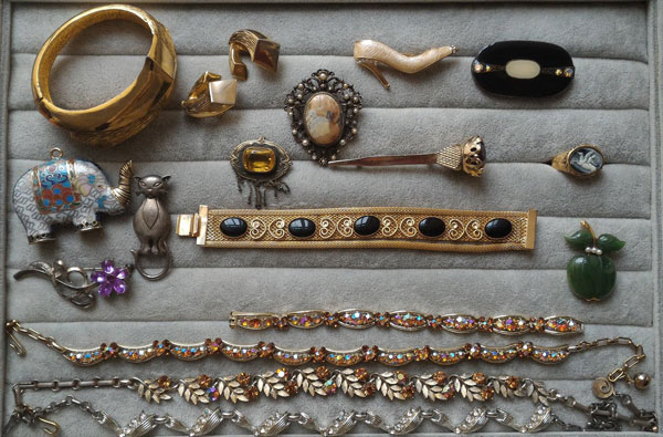 Прийшла в гості – вкрала золото