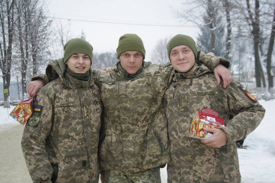 Святий Миколай завітав до військовослужбовців на Яворівщині