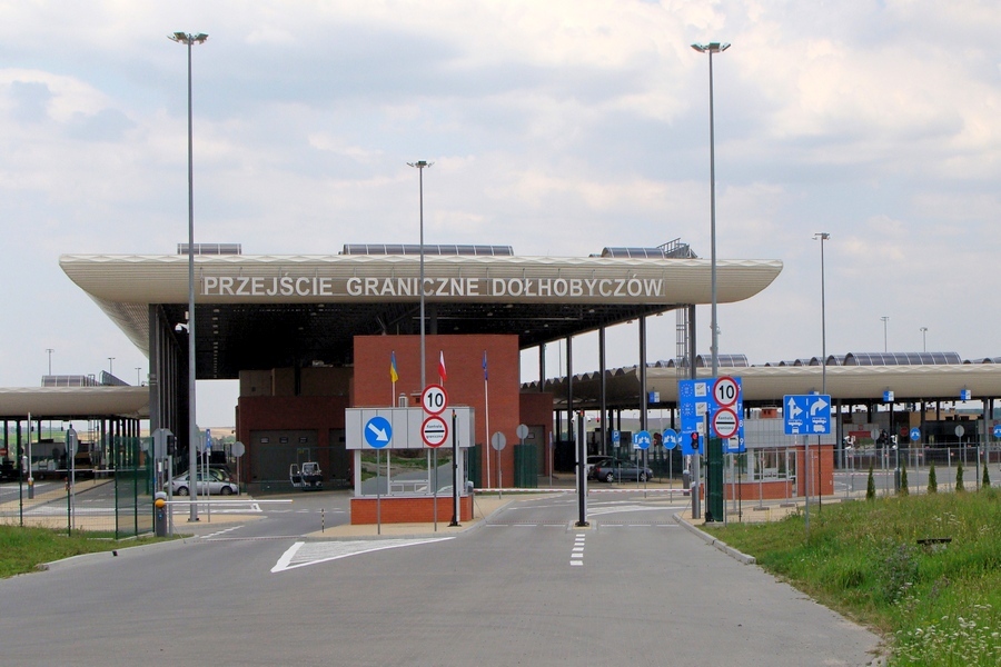 Закривають пункт пропуску через небезпеку для пішоходів