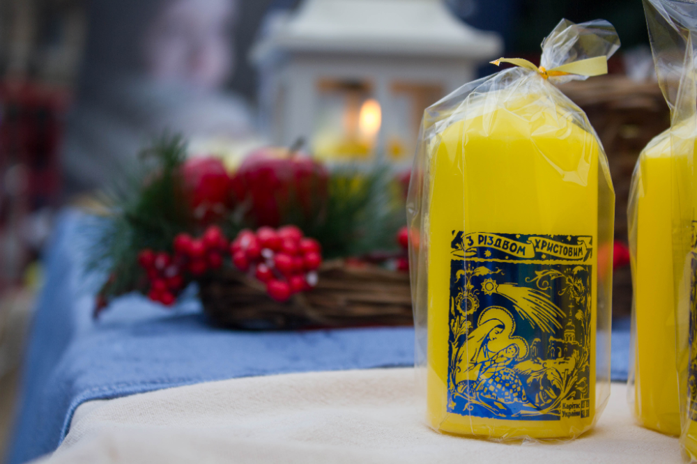 На Львівщині благодійна організація розповсюдить 16 тисяч різдвяних свічок