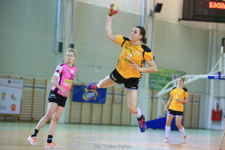 Гандбольна «Галичанка» двічі перемогла «Спартак»