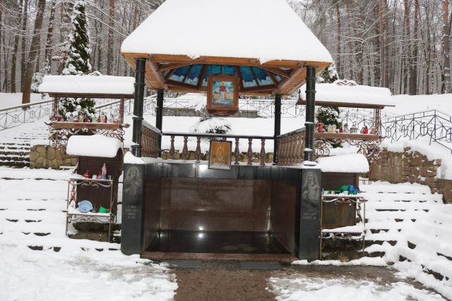 На Жовківщині людей запрошують до цілющого джерела