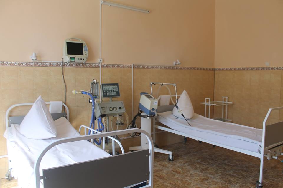 У лікарнях на Львівщині на 900 ліжко-місць стало менше