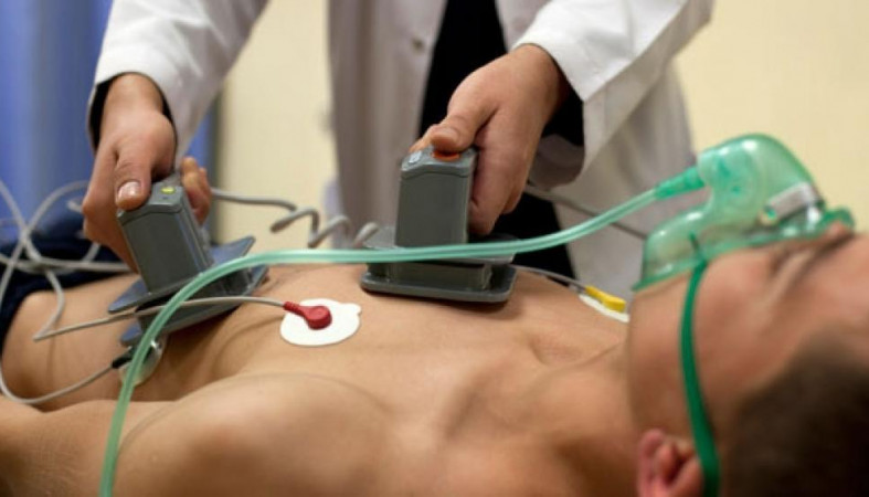 У Дрогобичі лікарі врятували чоловіка із проникаючим пораненням у серце