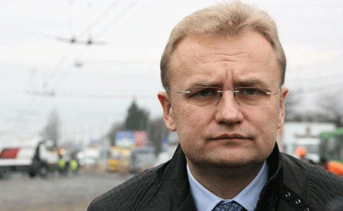 Скоро вибори: Садовий заявив, що за ним стежать