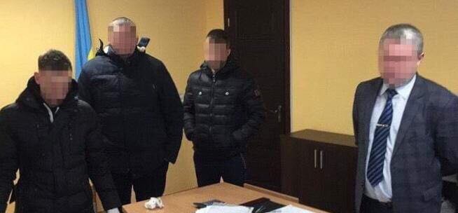 Голові РДА за хабар присудили цілодобовий домашній арешт