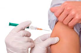 Львівських школярів на вакцинацію поведуть учителі