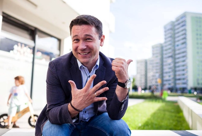 Дрогобиччани попрощаються із загиблим журналістом Романом Кісілем