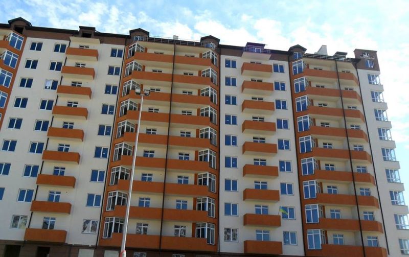 У Трускавці нажилися на квартирі сироти