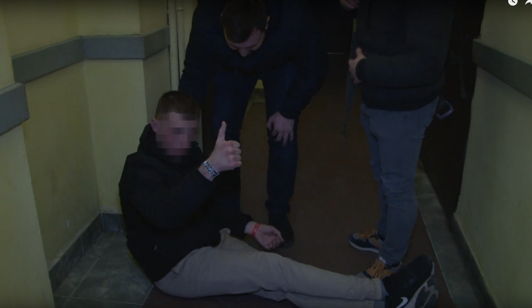 У Львові п’яний іноземець заявив, що його хочуть зарізати, і заснув