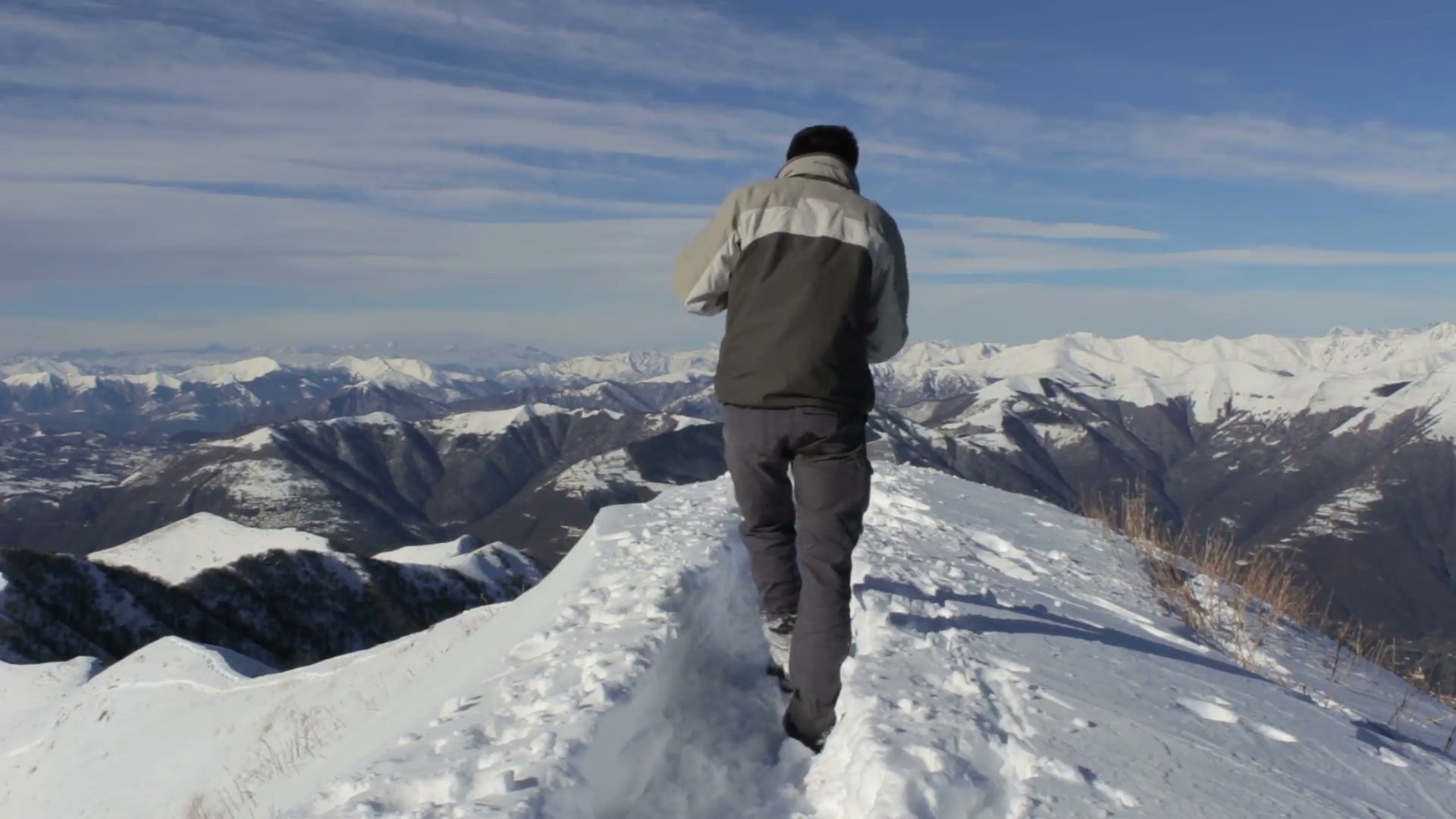 “Після пережитого син сильно захворів»: десятикласника львівської школи учителі залишили самого на морозі