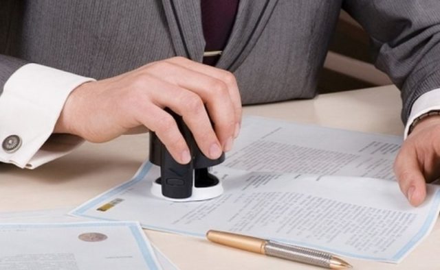 Депутати зі Стебника підробили документи на будівлю при школі