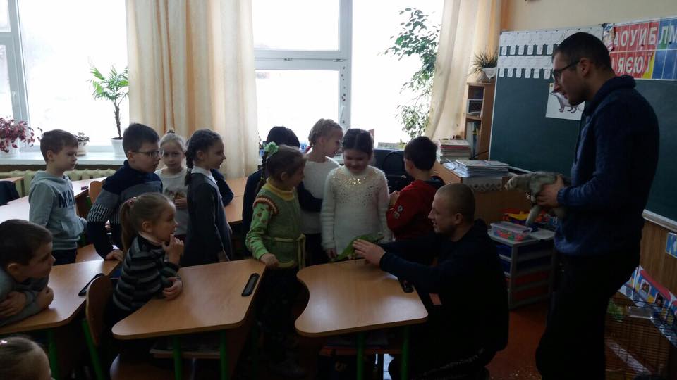 «Розказали дітям, скільки шиншил треба на шубу»: зоозахисники закликають школярів берегти тварин