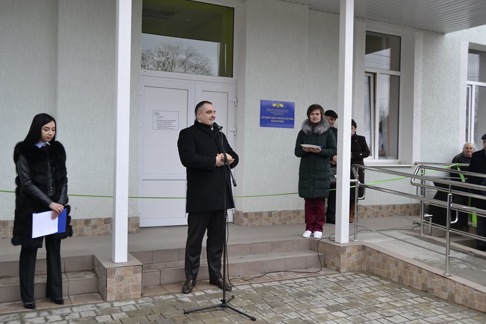 У Бродах відкрили оновлене пологове відділення