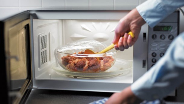 Овочі з мікрохвильової печі корисніші, ніж варені, – Уляна Супрун