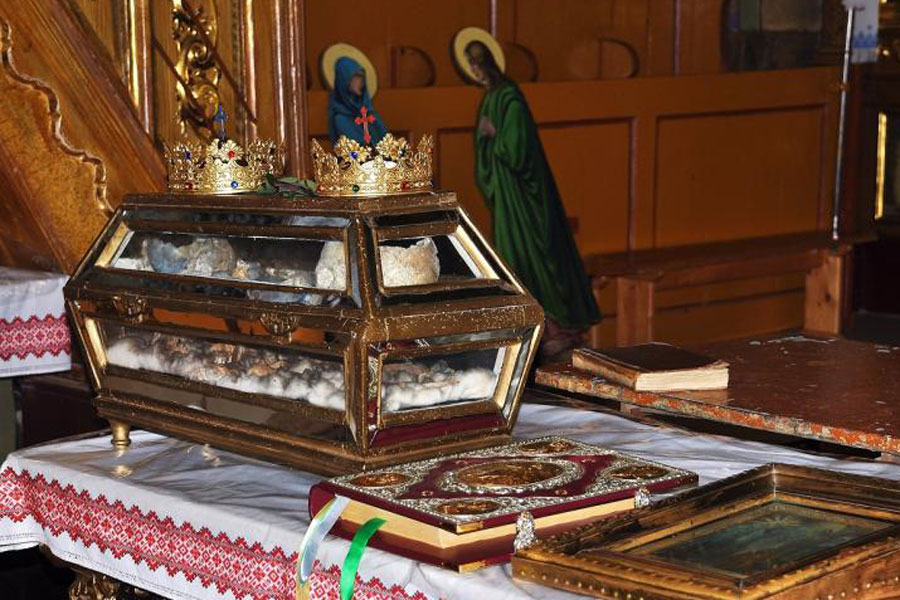 У самбірській церкві до Дня закоханих виставили мощі святого Валентина
