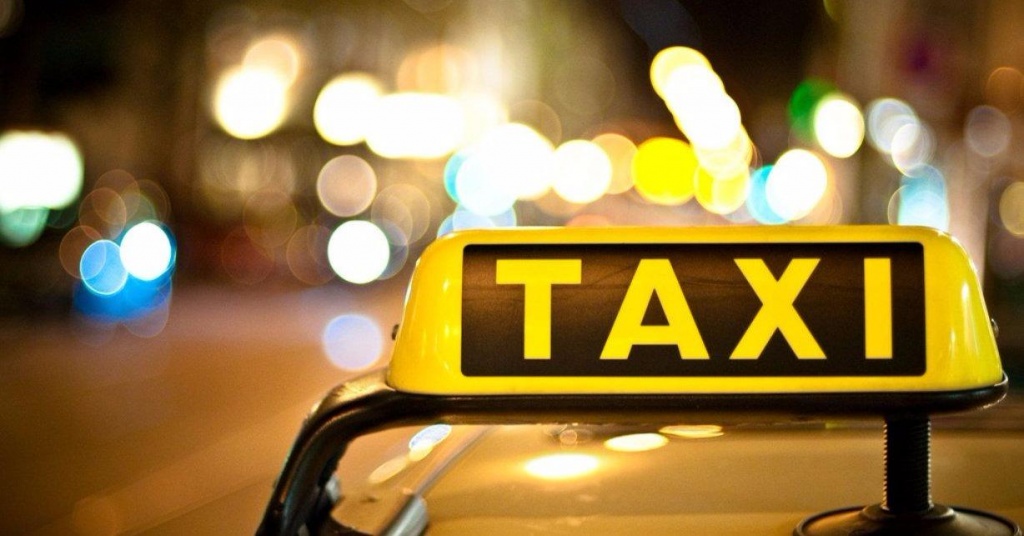 Поліцейські з 6-ти районів ловили нападників на таксиста