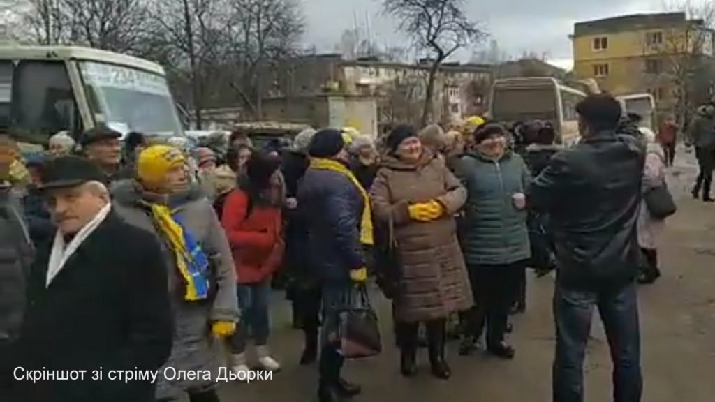 Більше півсотні автобусів: у Дрогобичі на зустріч з Тимошенко звозили людей з усієї Львівщини