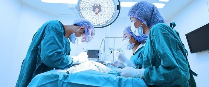 Гігантська злоякісна пухлина: 5-річного пацієнта з Турківщини прооперували львівські лікарі