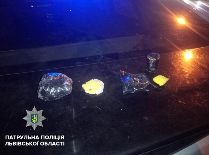 У Львові затримали двох наркоторговців