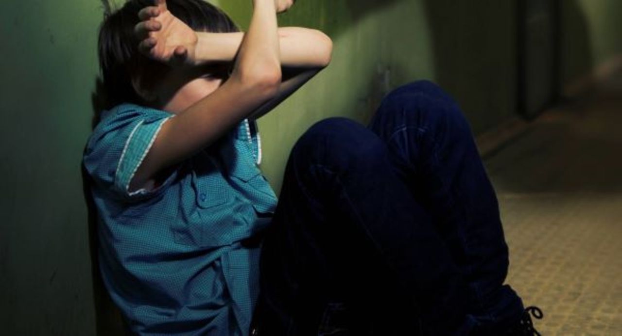 78-річний вчитель у Мостиськах вдарив п’ятикласника в живіт