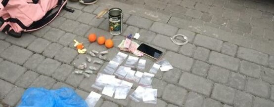 У Львові затримали групу наркоторговців, які займались бізнесом вдома (ВІДЕО)