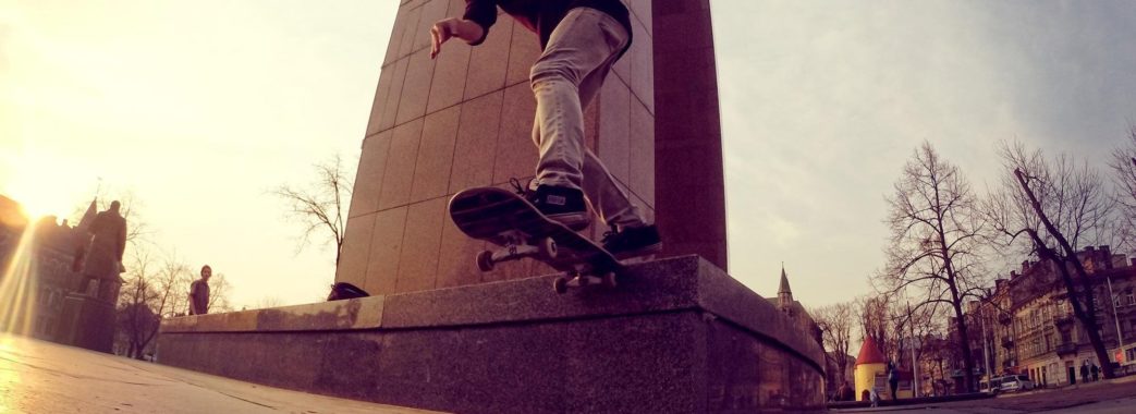 «Муніципальна варта» у Львові бореться зі скейтбордистами