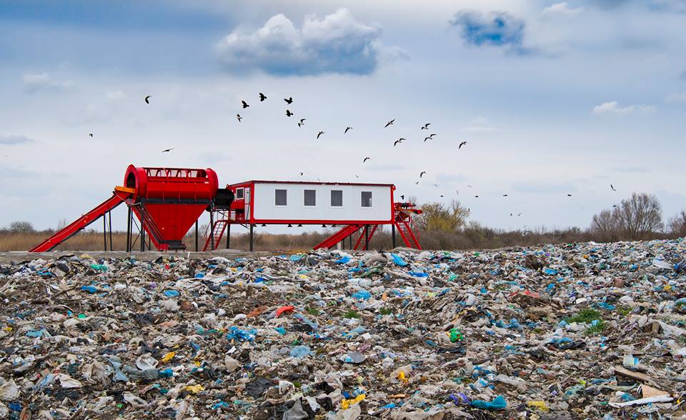 На сміттєзвалищі у Самборі стався нещасний випадок