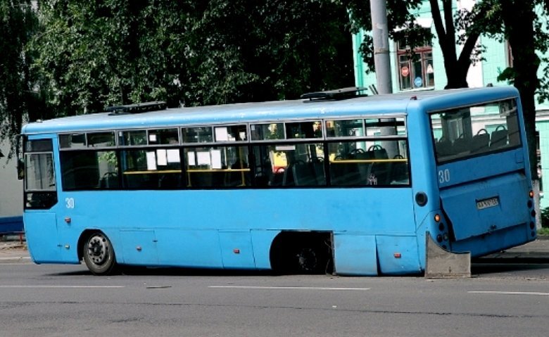 На Сокальщині “Ікарус” впав на водія