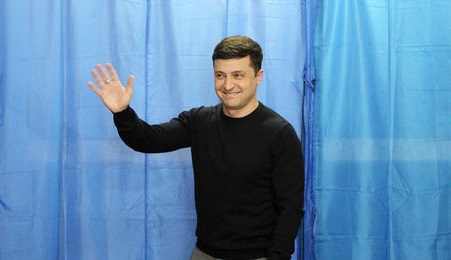 «Люди підтримали тренд протесту проти старої влади»: політолог Анатолій Романюк