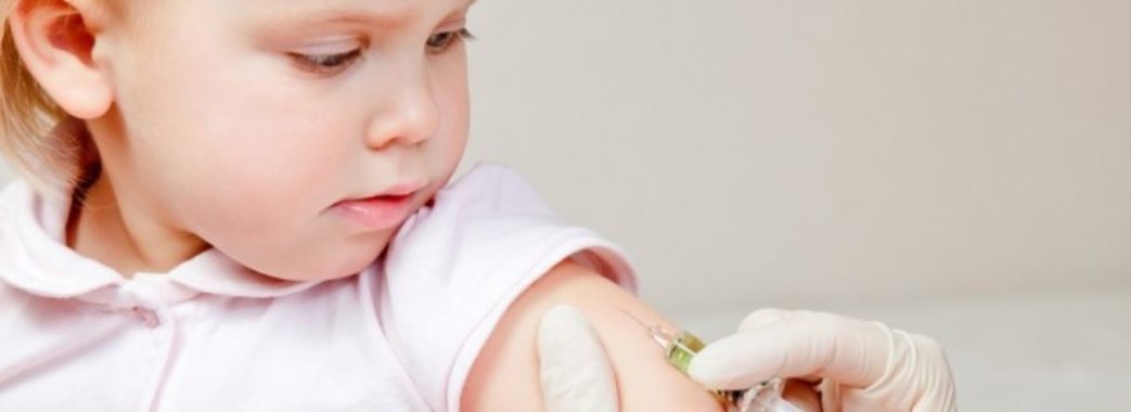 Приватні клініки отримають «державні» вакцини