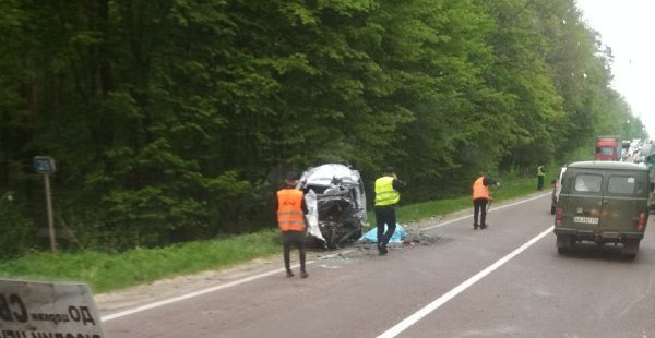На Яворівщині сталася ДТП: один чоловік загинув, іншому – потрібні донори крові