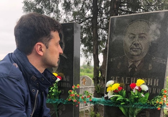 “Сьогодні – 9 травня. Це наш День Подяки»: Зеленський